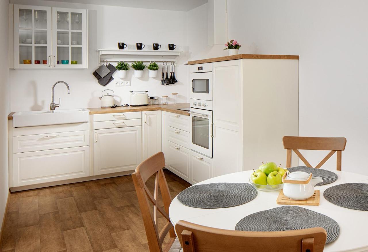 Apartmany Myslivna Ostrov  Extérieur photo